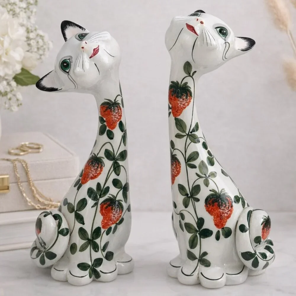 VTG 1970s Italian Deruta Pottery Hand-Painted Anthropomorphic Figures – Set of 2 - Picture 1 of 12